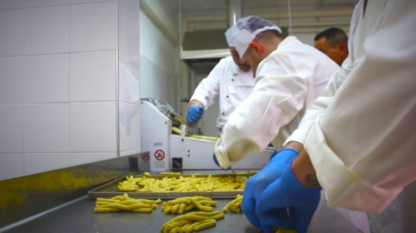 Dalla Puglia con Dignità: il Tarallo che Nutre l’Anima.
